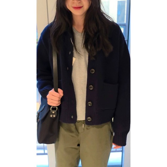 베이직 니트 단추형 아우터